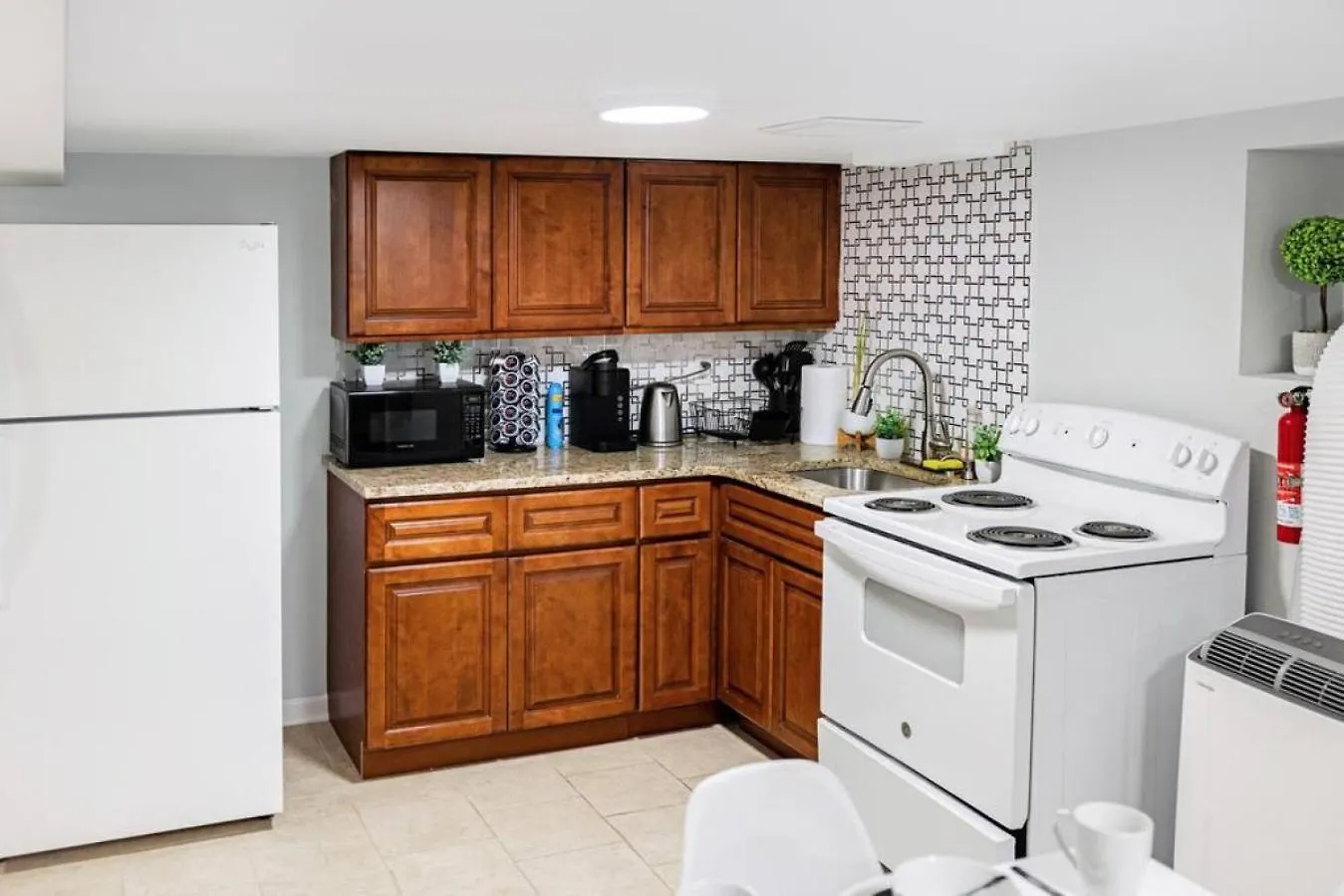 Modern Studio Getaway 20 Mins To Nyc 10Min Ewr Bayonne Apartment